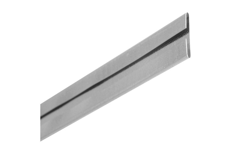 Cleat profile as a means of joining the unformed overlapping edges when making in-line duct connections. 